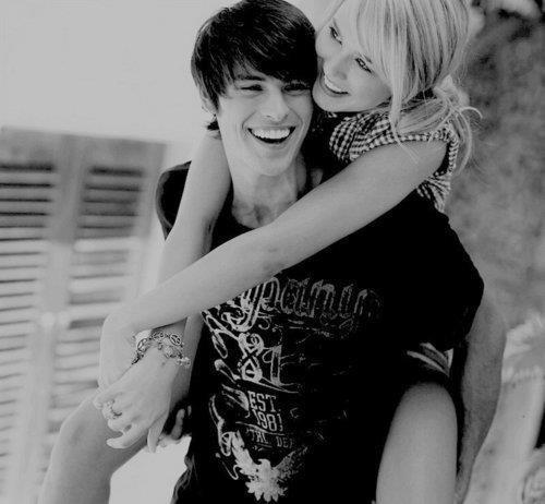 couple-happy-love-smile-Favim.com-407545